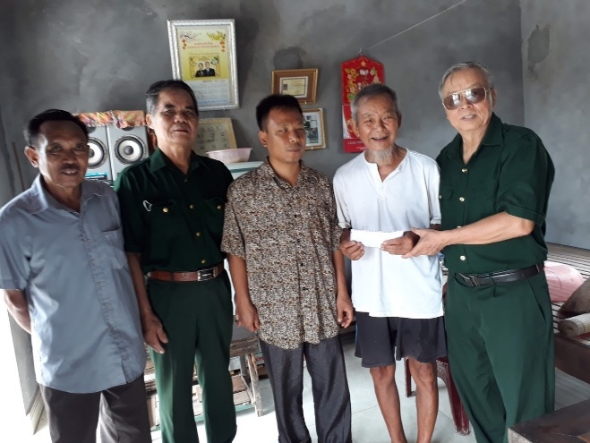 Chờ một tiếng gọi cha Chờ một tiếng gọi cha