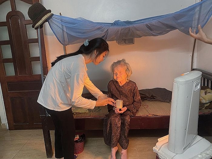 Người mệ xứ Huế hơn 30 năm cưu mang sinh viên nghèo hiếu học