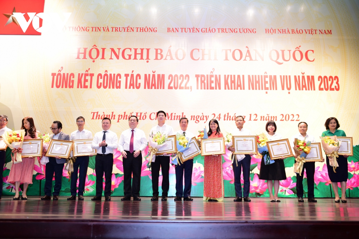 Ông nguyễn trọng nghĩa báo chí cần đồng hành cùng lợi ích quốc gia hình ảnh 6 Ong nguyen trong nghia bao chi can dong hanh cung loi ich quoc gia hinh anh 6