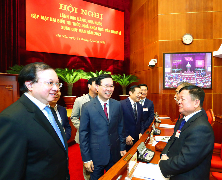 Văn nghệ sĩ, trí thức cần được Đảng, Nhà nước ‘đầu tư niềm tin’ - Ảnh 3. Văn nghệ sĩ, trí thức cần được Đảng, Nhà nước ‘đầu tư niềm tin’ - Ảnh 3.