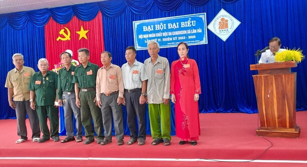 Huyện Năm Căn hoàn thành Đại hội Hội NNCĐDC/dioxin cấp cơ sở nhiệm kỳ 2023 - 2028 Huyện Năm Căn hoàn thành Đại hội Hội NNCĐDC/dioxin cấp cơ sở nhiệm kỳ 2023 - 2028