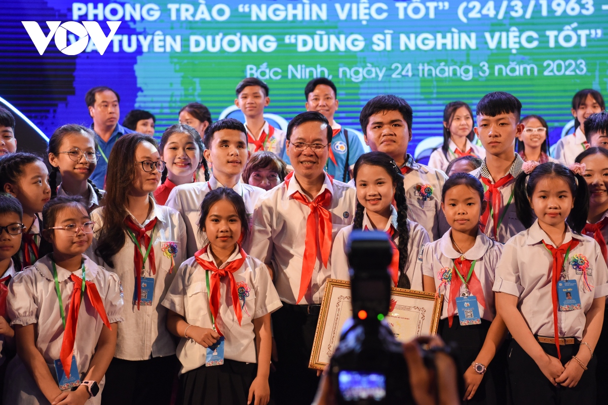 toan canh chu tich nuoc du le ky niem 60 nam phong trao nghin viec tot hinh anh 10