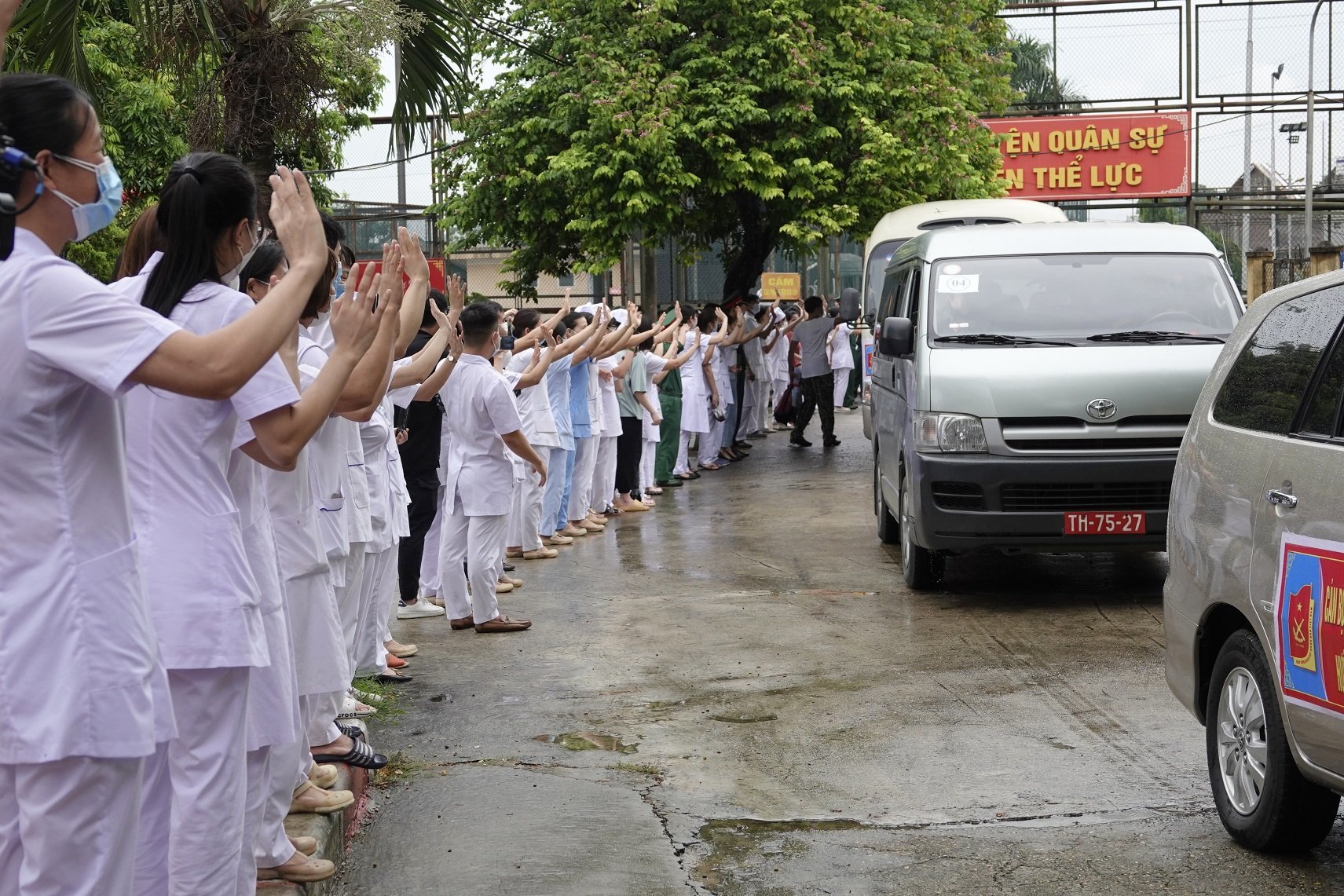 130 sĩ quan Bệnh viện dã chiến Bộ Quốc phòng xuất quân vào miền Nam