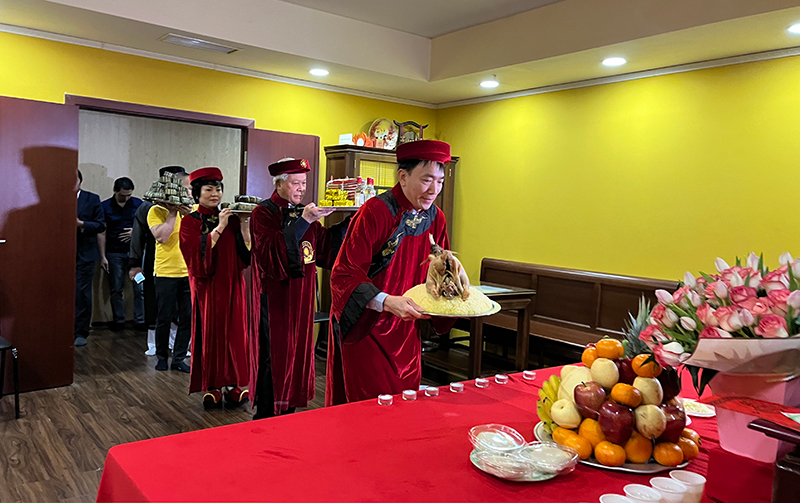 Người Việt tại Nga dâng hương tưởng nhớ các Vua Hùng -0