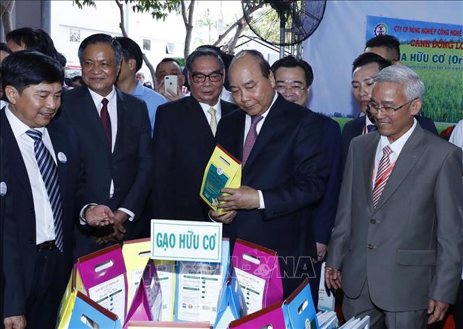 Thủ tướng Nguyễn Xuân Phúc: Kiên Giang không được phá vỡ môi trường vì tầm nhìn ngắn hạn