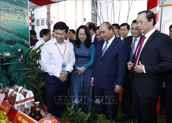 Thủ tướng Nguyễn Xuân Phúc: Cần xây dựng cơ chế liên kết về kinh tế các tỉnh biên giới