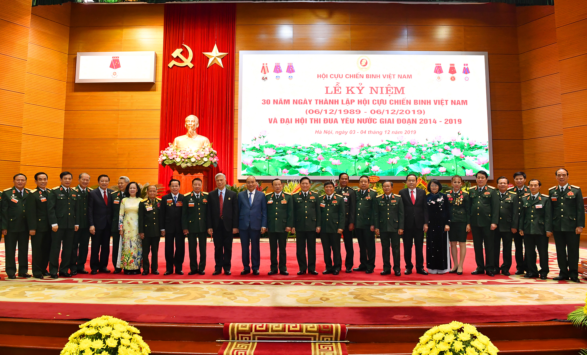 Hội Cựu chiến binh Việt Nam kỷ niệm 30 năm Ngày thành lập và đón nhận  Huân chương Lao động hạng Nhất