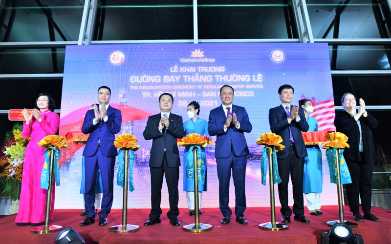 Vietnam Airlines thực hiện chuyến bay thẳng thường lệ đầu tiên đến Mỹ -0