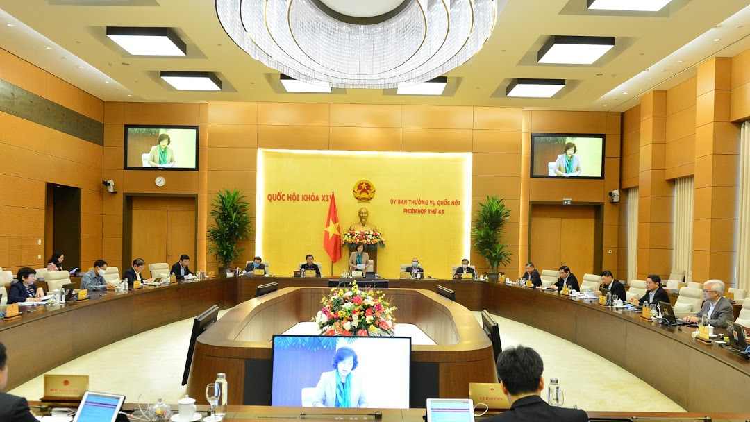 Chủ tịch Quốc hội động viên Phó Thủ tướng “tranh thủ ngủ một chút” - 2 Chủ tịch Quốc hội động viên Phó Thủ tướng “tranh thủ ngủ một chút” - 2