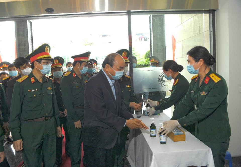 Thủ tướng Nguyễn Xuân Phúc: Quân đội là trụ cột của quốc gia, đi đầu trong khắc phục thiên tai, dịch bệnh