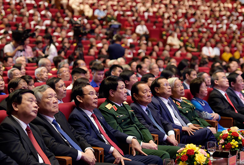 Tổ chức trọng thể Lễ kỷ niệm 130 năm Ngày sinh Chủ tịch Hồ Chí Minh