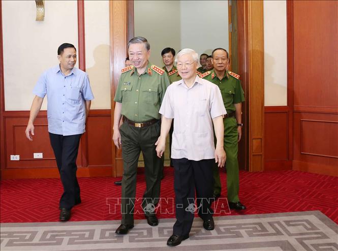 Bộ Chính trị làm việc với Ban Thường vụ Đảng ủy Công an Trung ương