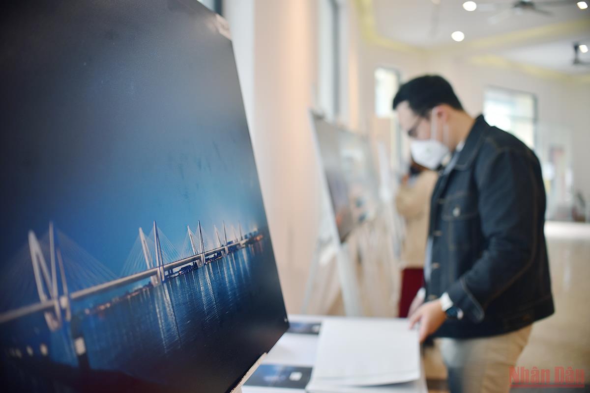 Người dân Hà Nội lựa chọn phương án kiến trúc cầu Trần Hưng Đạo -0