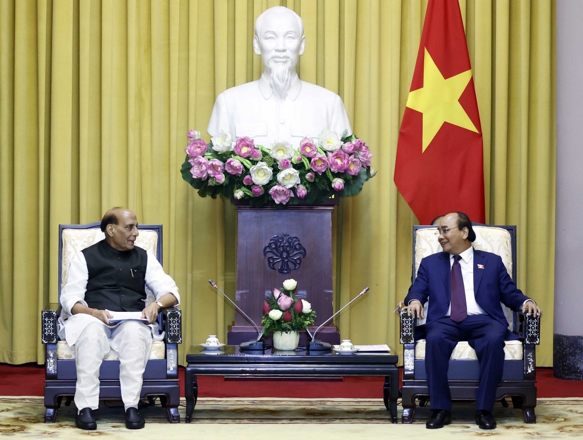 chủ tịch nước nguyễn xuân phúc tiếp bộ trưởng bộ quốc phòng Ấn Độ hình ảnh 2 chu tich nuoc nguyen xuan phuc tiep bo truong bo quoc phong An Do hinh anh 2