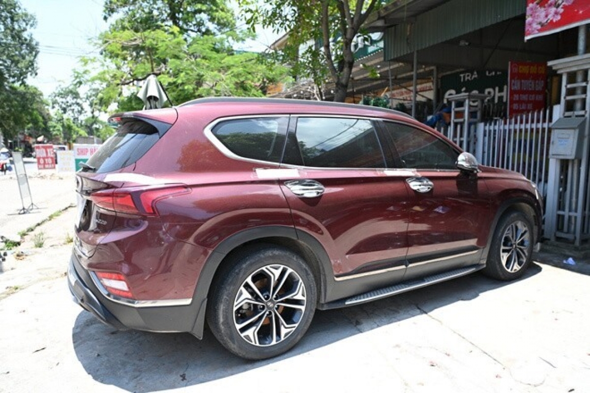 thi thể trôi dạt chân cầu nhật tân là tài xế bỏ xe santa fe trên cầu thăng long hình ảnh 1 thi the troi dat chan cau nhat tan la tai xe bo xe santa fe tren cau thang long hinh anh 1