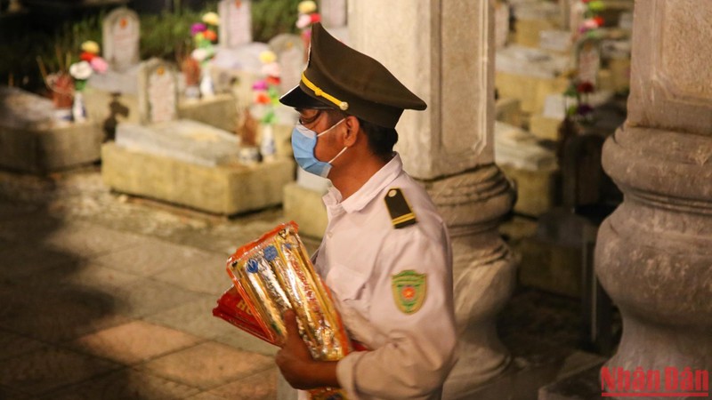 Quảng Trị mở cửa đón khách đến viếng nghĩa trang, di tích vào buổi tối ảnh 7