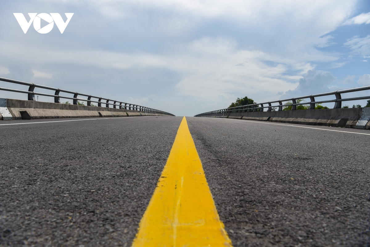 cay cau cut tram ty o bac giang xay xong 2 nam van de trung bay hinh anh 4