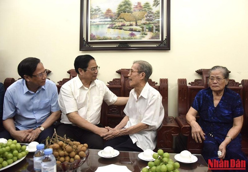 Chăm lo thực hiện chính sách ưu đãi người có công là bổn phận, nhiệm vụ thường xuyên ảnh 4