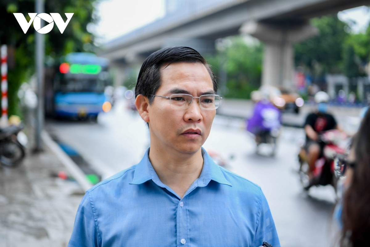 ngay dau phan lan duong nguyen trai giao thong lon xon, xung dot hinh anh 4