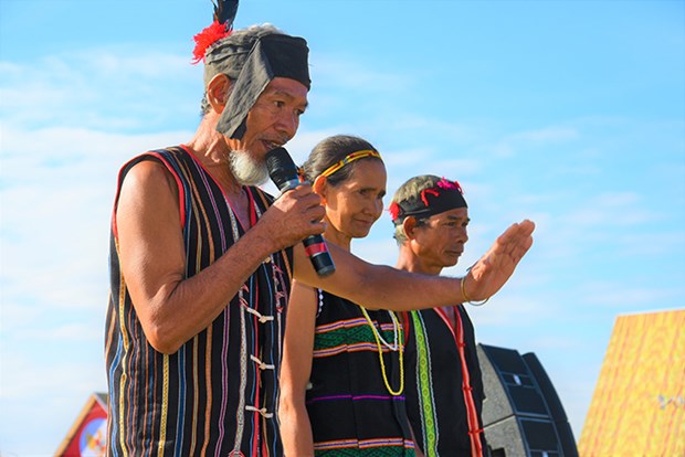 Dân ca của người M’Nông - Di sản văn hóa phi vật thể Quốc gia hình ảnh 2 Dan ca cua nguoi M’Nong - Di san van hoa phi vat the Quoc gia hinh anh 2