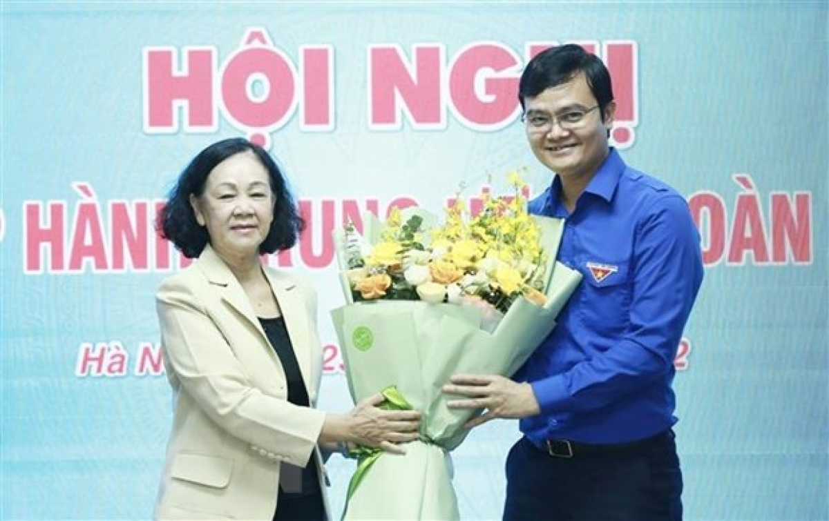 Ông Bùi Quang Huy được bầu làm Bí thư thứ Nhất Trung ương Đoàn Ông Bùi Quang Huy được bầu làm Bí thư thứ Nhất Trung ương Đoàn