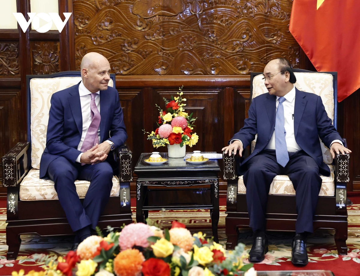 chu tich nuoc tiep Dai su ha lan, hungary, australia, luxembourg trinh quoc thu hinh anh 2