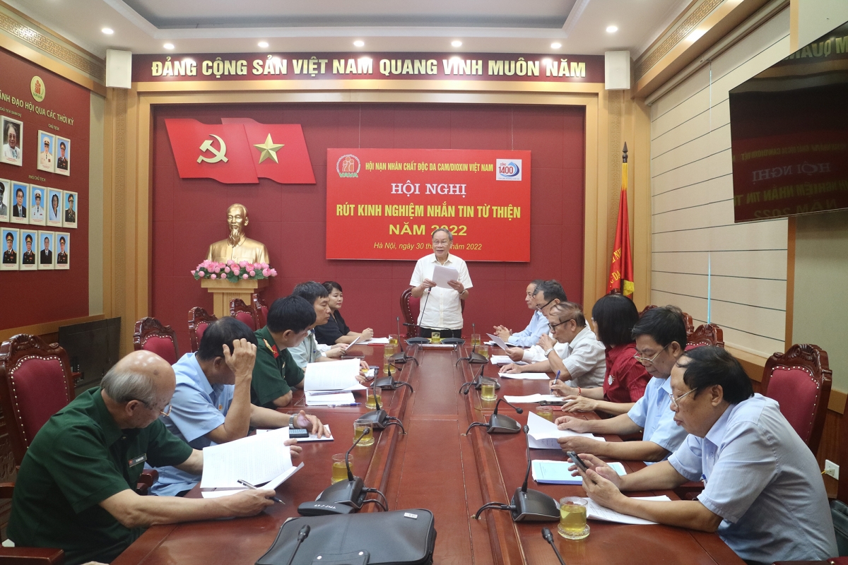 Hội nghị rút kinh nghiệm rút kinh nghiệm nhắn tin từ thiện 