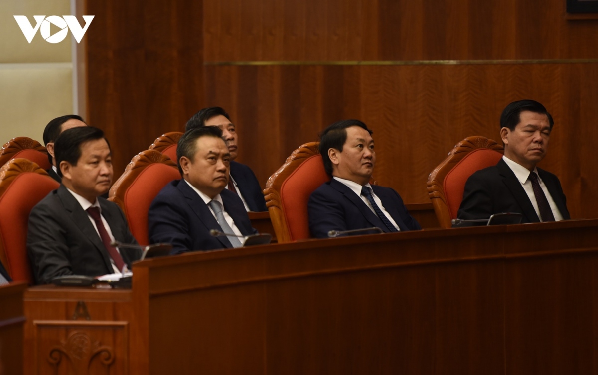 toan canh hoi nghi trung uong 6 khoa xiii be mac thanh cong tot dep hinh anh 5