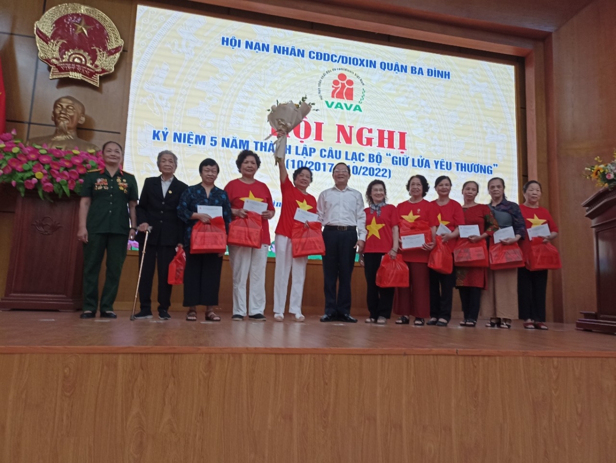 Hội quận Ba Đình: Kỷ niệm 5 năm thành lập Câu lạc bộ  Hội quận Ba Đình: Kỷ niệm 5 năm thành lập Câu lạc bộ