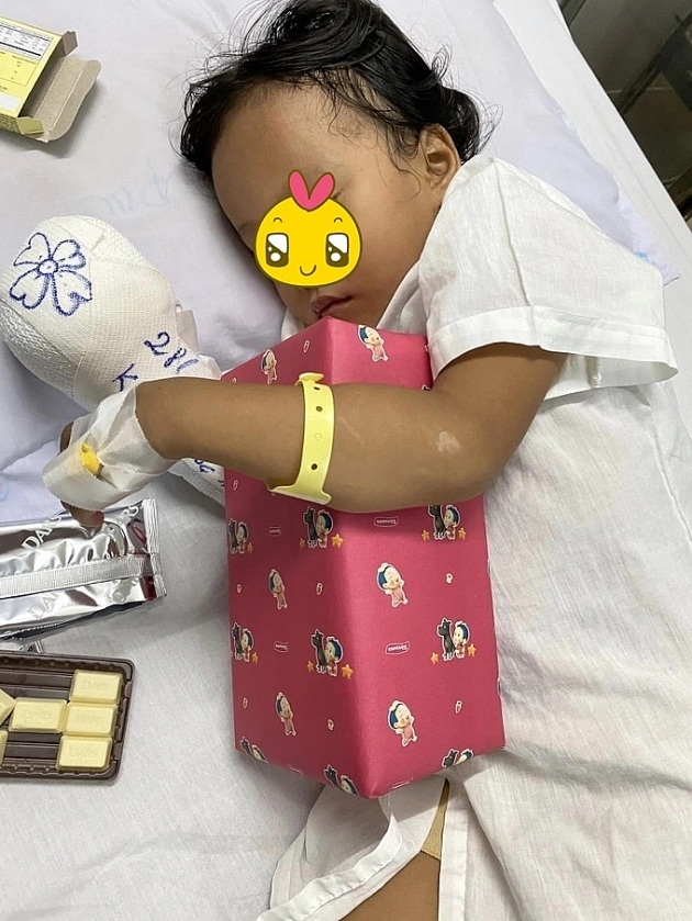 Bác sĩ ở TP.HCM đem đến cuộc đời mới cho bé vùng cao bị khiếm khuyết