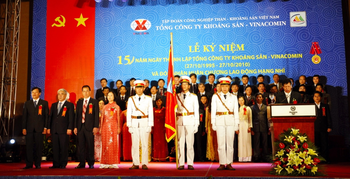 TỔNG CÔNG TY KHOÁNG SẢN -TKV TỔNG CÔNG TY KHOÁNG SẢN -TKV