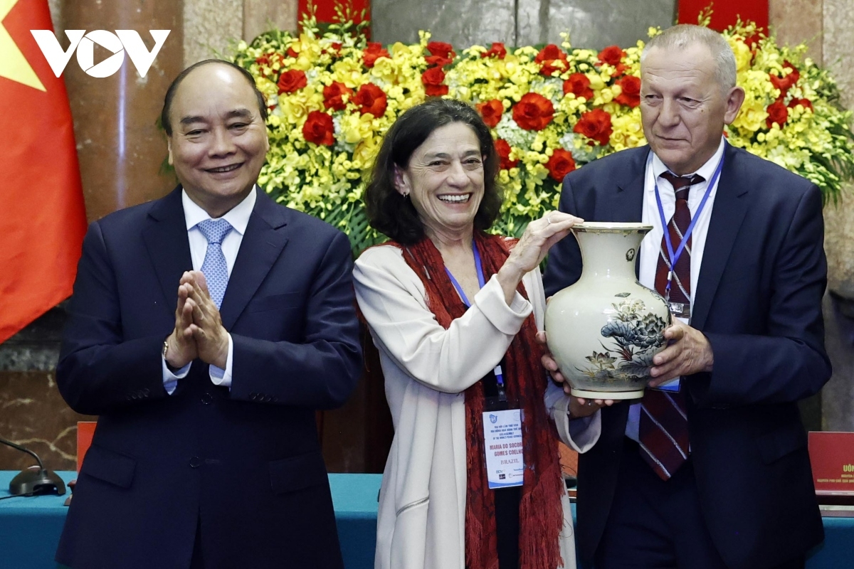 Chủ tịch nước: Việt Nam sẽ tiếp tục đóng góp tích cực vào các phong trào hòa bình thế giới Chủ tịch nước: Việt Nam sẽ tiếp tục đóng góp tích cực vào các phong trào hòa bình thế giới