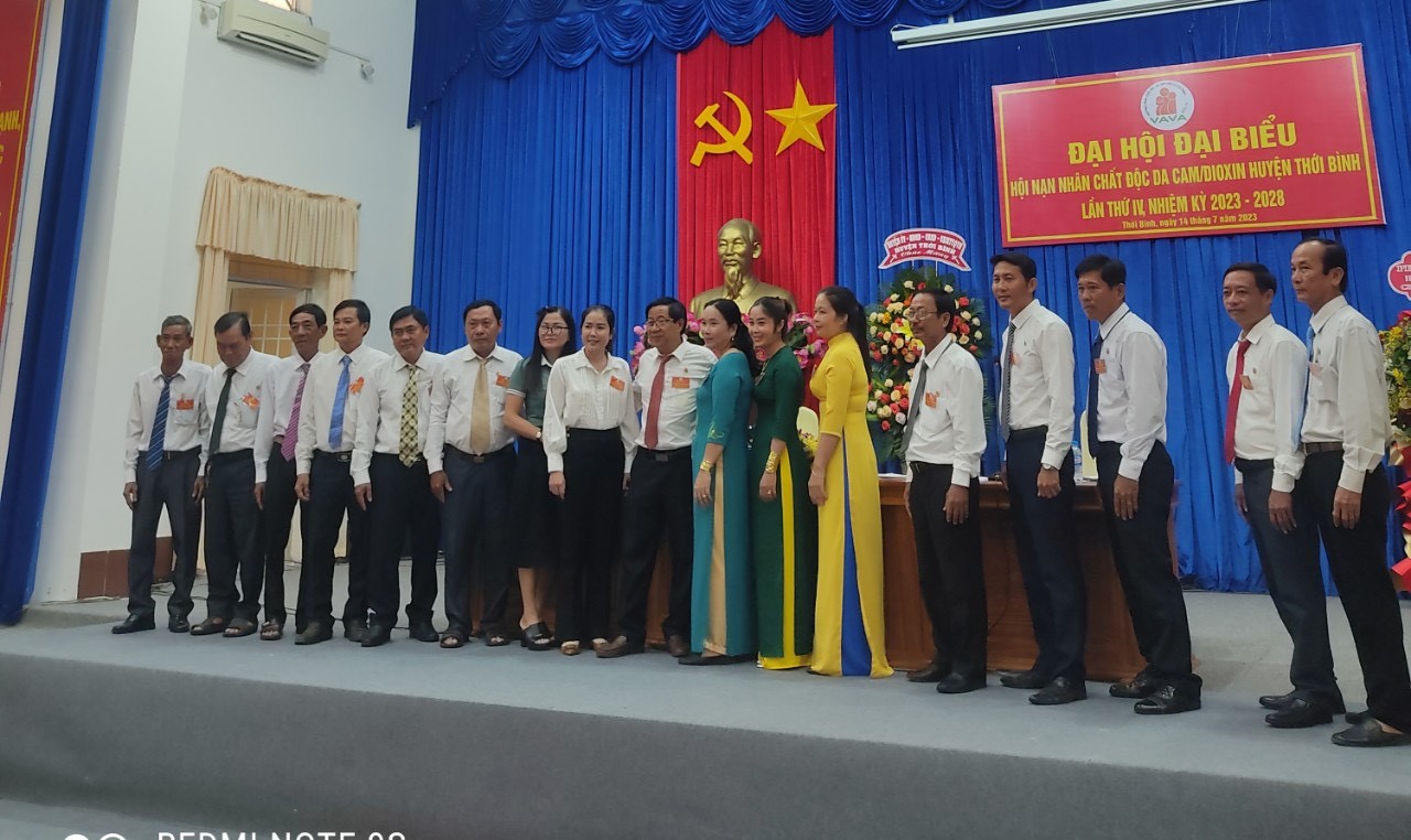 Ban Chấp hành khóa mới ra mắt Đại hội