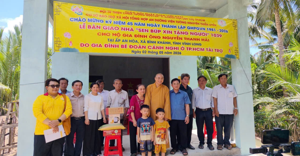 Vĩnh Long: Bàn giao nhà tình thương, khánh thành cầu nông thôn, tặng quà cho nạn nhân chất độc da cam, người khuyết tật và trẻ em có hoàn cảnh khó khăn