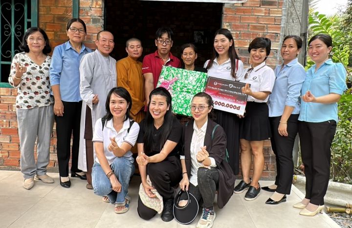 Thủ Thừa bàn giao Nhà tình thương tại xã Nhị Thành