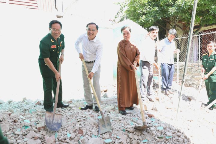 Hội huyện Thường Tín khởi công xây nhà tình nghĩa cho nạn nhân chất độc da cam