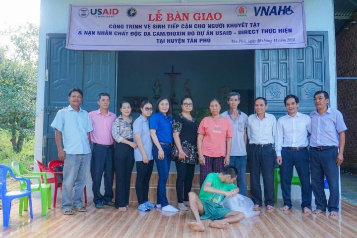 Đồng Nai: Tổ chức bàn giao công trình vệ sinh tiếp cận cho nạn nhân chất độc da cam và người khuyết tật