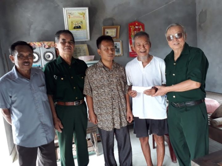 Chờ một tiếng gọi cha