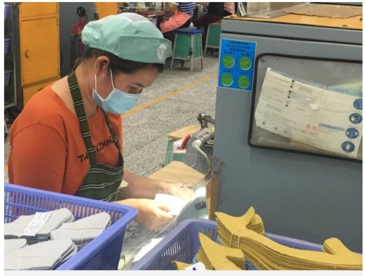 Công nhân giày da nhận thưởng Tết: Cao nhất 60 triệu đồng