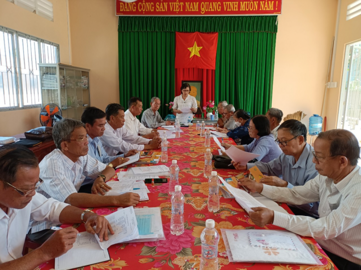 Long An tổ chức Hội nghị Bình xét thi đua năm 2022