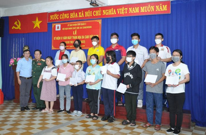 “Hoạt động  Nghĩa tình – trách nhiệm – vì nạn nhân chất độc da cam” của Hội quận Phú Nhuận