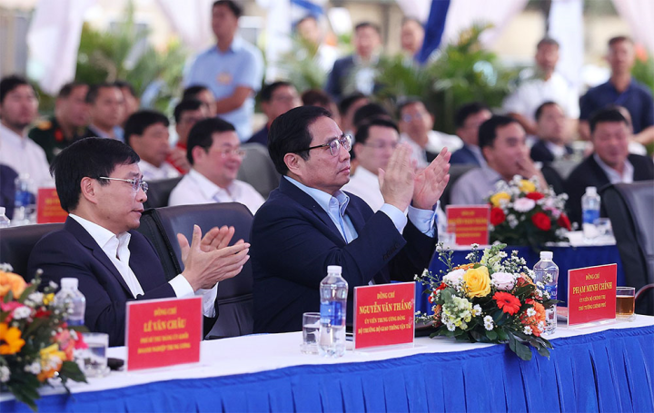 Thủ tướng Chính phủ Phạm Minh Chính phát lệnh khởi công xây dựng