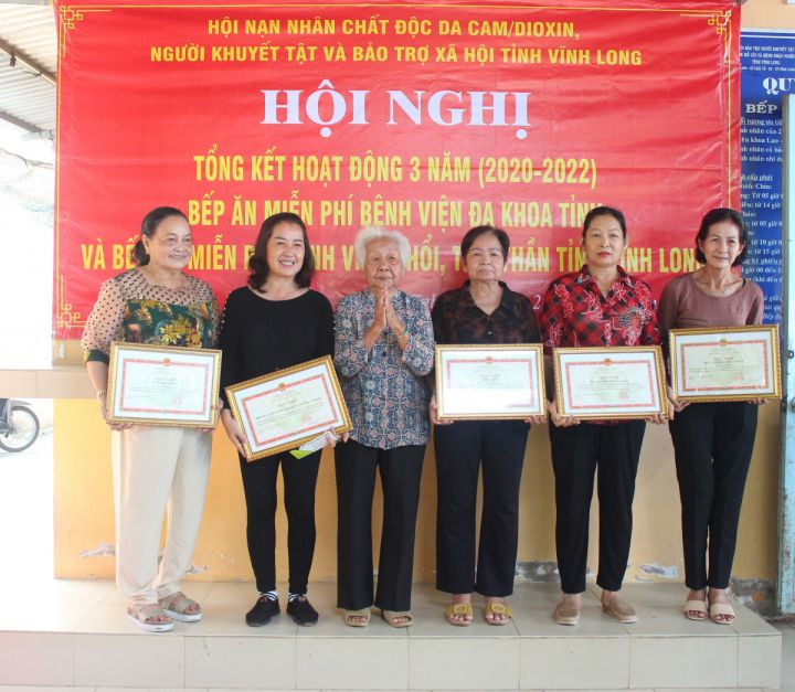 Hội nghị Tổng kết 3 năm hoạt động Bếp ăn miễn phí cấp tỉnh