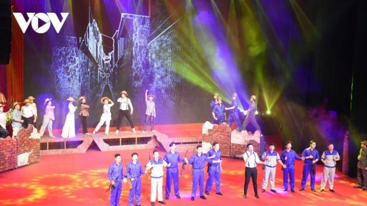 Kỷ niệm 50 năm Chiến thắng “Hà Nội - Điện Biên Phủ trên không”