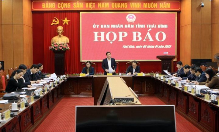 Chủ tịch Thái Bình yêu cầu các sở, ngành cung cấp thông tin kịp thời cho cơ quan báo chí