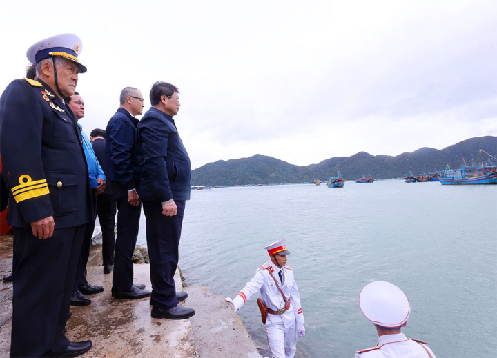 Thủ tướng Chính phủ Phạm Minh Chính dự Chương trình Tết Sum vầy