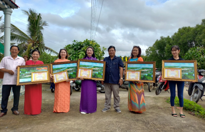 Huyện hội Thới Bình: Chủ trì lễ Khánh thành cầu giao thông nông thôn tại ấp 1 xã Hồ Thị Kỷ