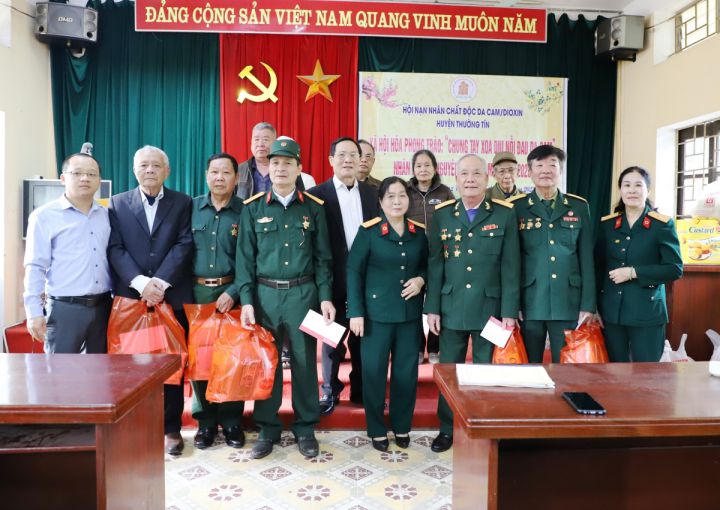 Hội huyện Thường Tín chăm lo Tết cho hội viên