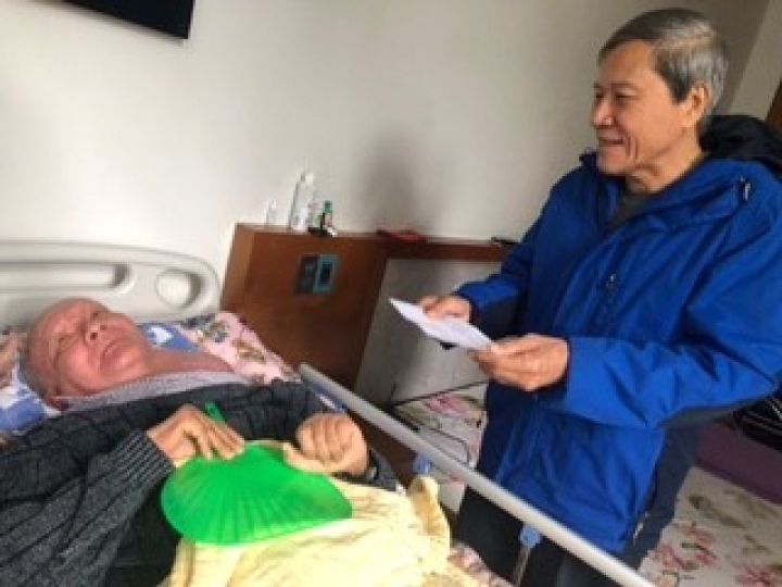 Thừa Thiên Huế: Tặng quà nhân dịp Tết Nguyên đán Quý Mão 2023