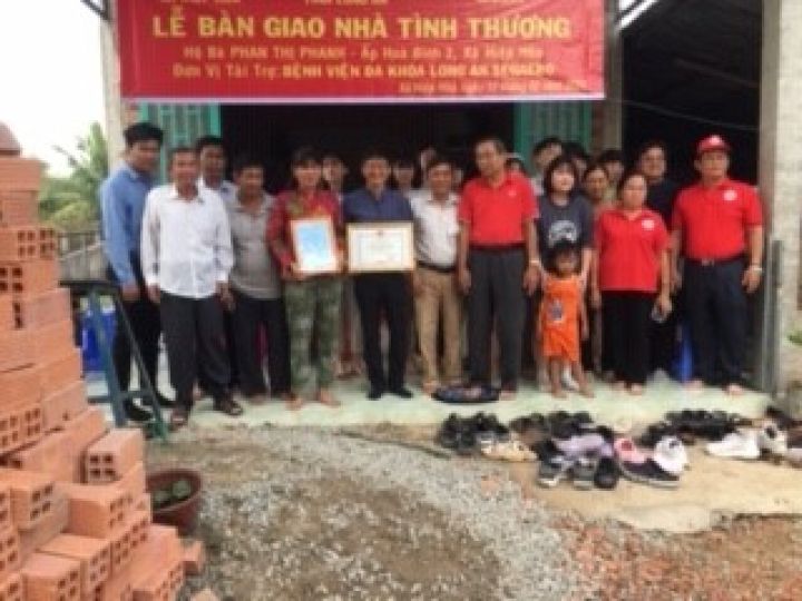 Huyện Đức Hòa tổ chức Lễ trao tặng Nhà tình  thương